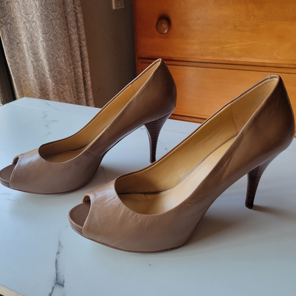 Nine West Brown Stiletto Heels Classic Design